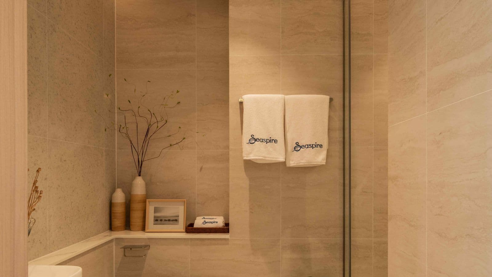 1 Bedroom (43 m²)