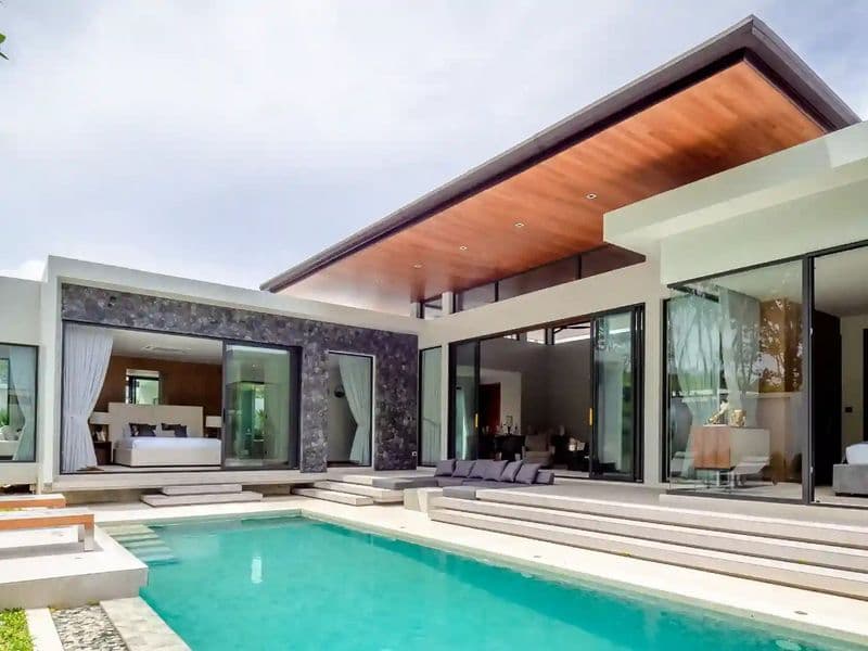 Botanica Four Seasons — Autumn Modern Loft
