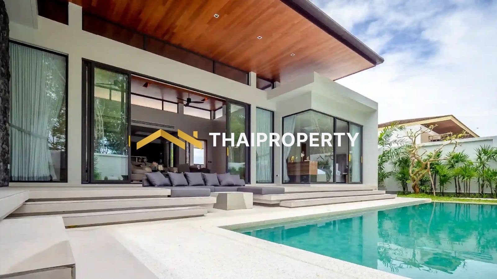 Botanica_Four_Seasons___Autumn_Modern_Loft_exterior_2