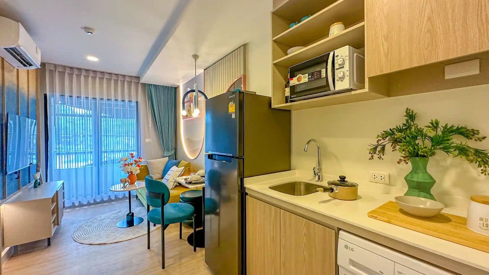 Modern_Low_Rise_Living_in_Central_Phuket_gallery_5