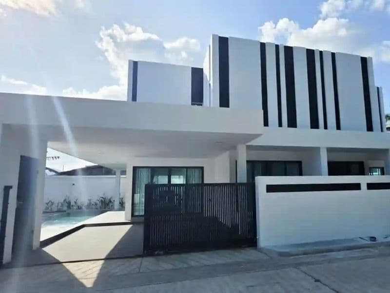 The_Passion_Residence___Robinson_Thalang_exterior_1