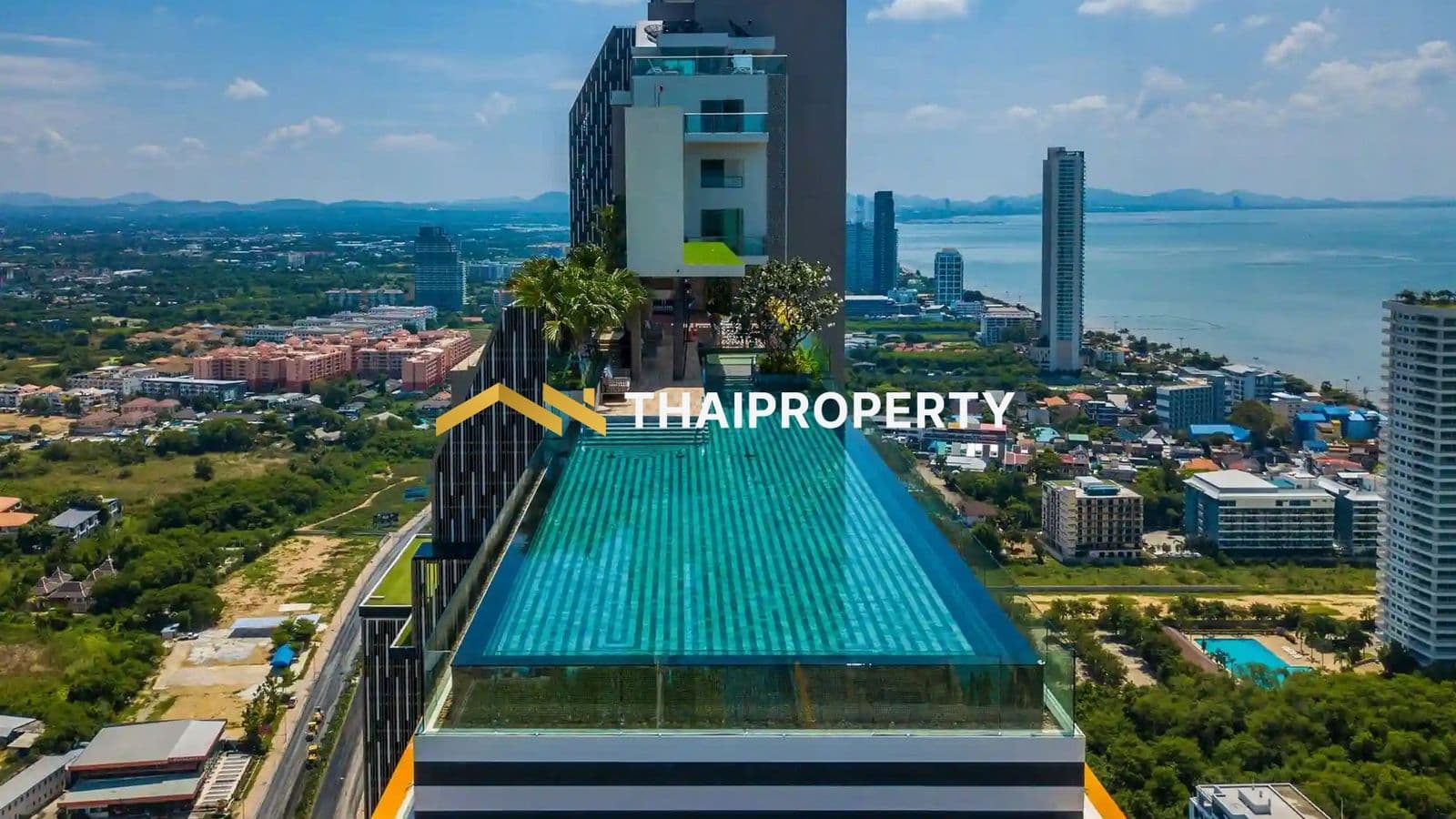 The_Riviera_Jomtien_exterior_3