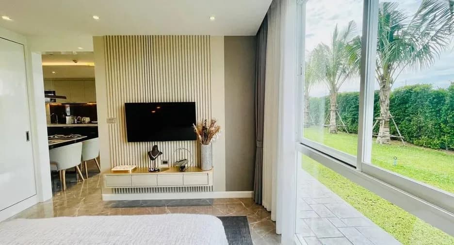 Two Bedroom (55 m²)
