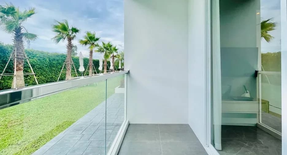 Two Bedroom (55 m²)