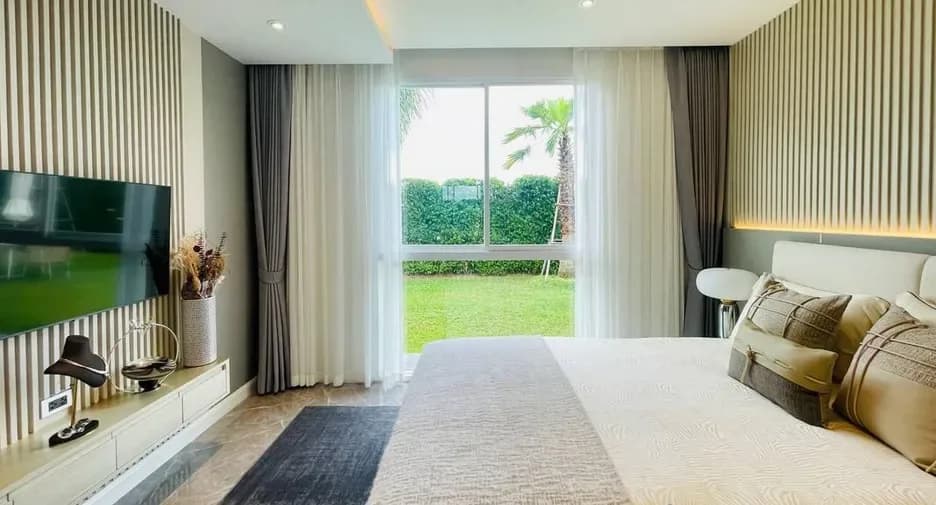 Two Bedroom (55 m²)