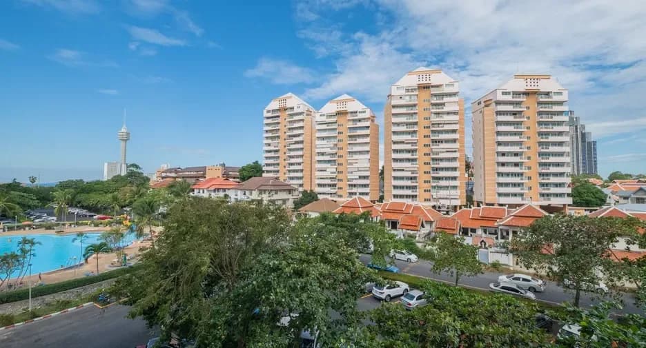 One Bedroom (66 m²)