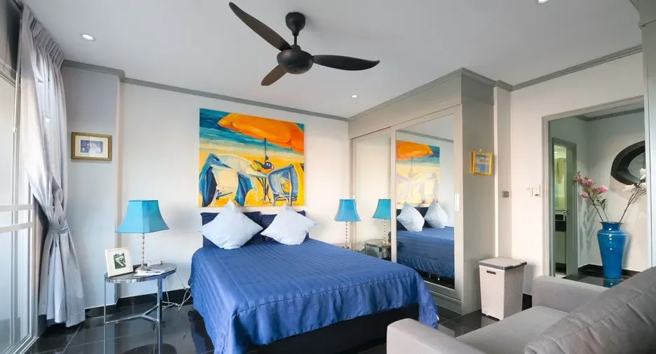 One Bedroom (66 m²)