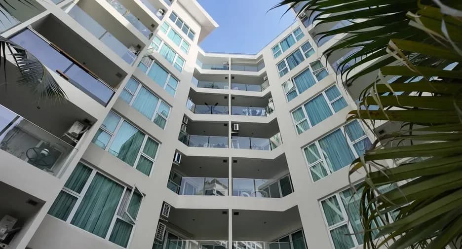 One Bedroom (40 m²)