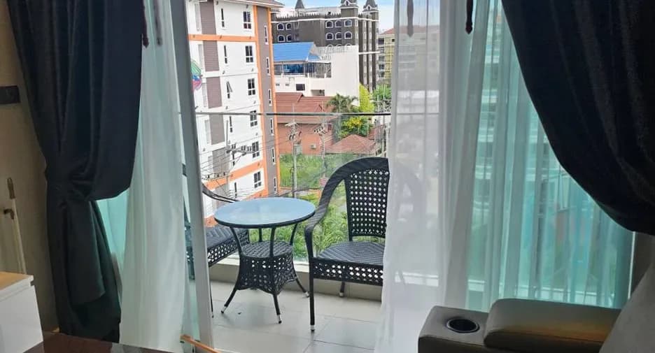 One Bedroom (40 m²)