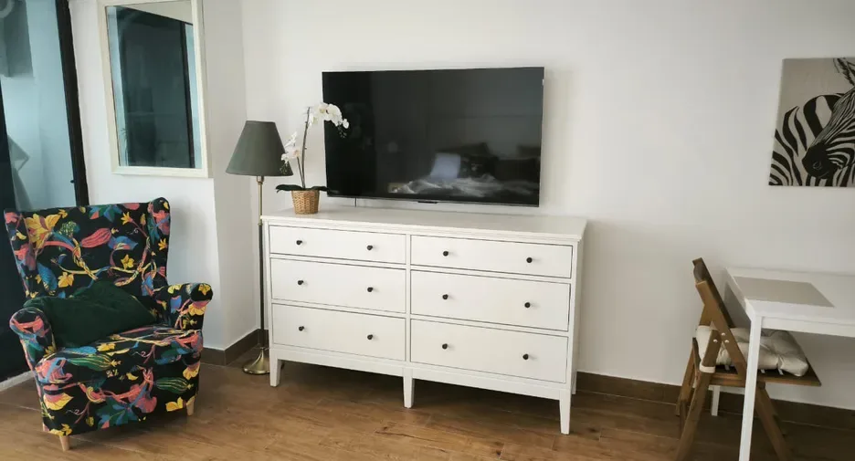 One Bedroom (50 m²)