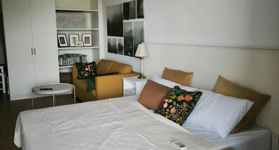 One Bedroom (50 m²)