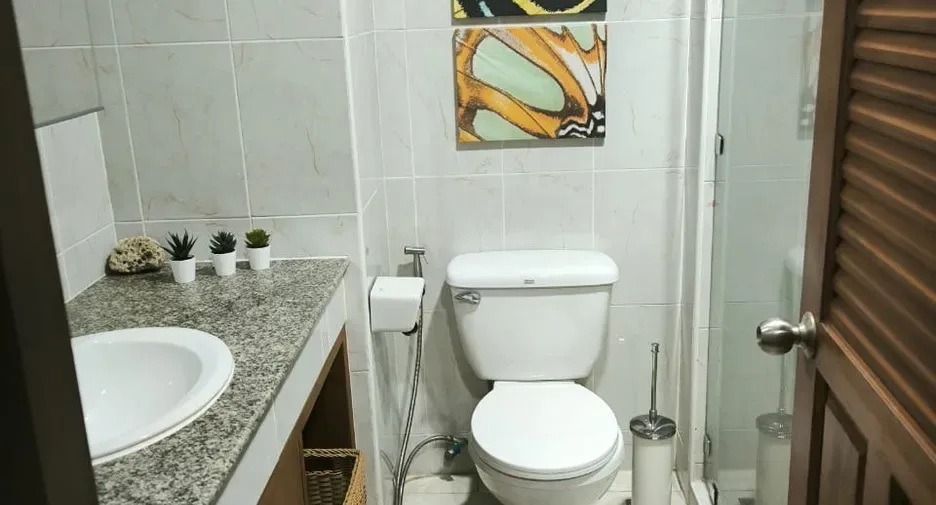 One Bedroom (50 m²)