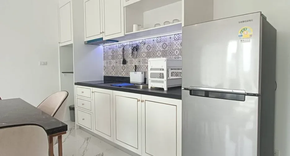 Two Bedroom (62 m²)
