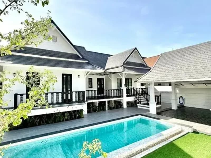 Dhewee Resort