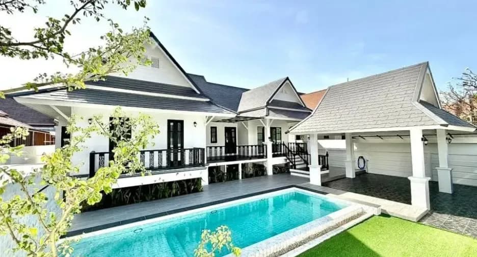 Dhewee Resort