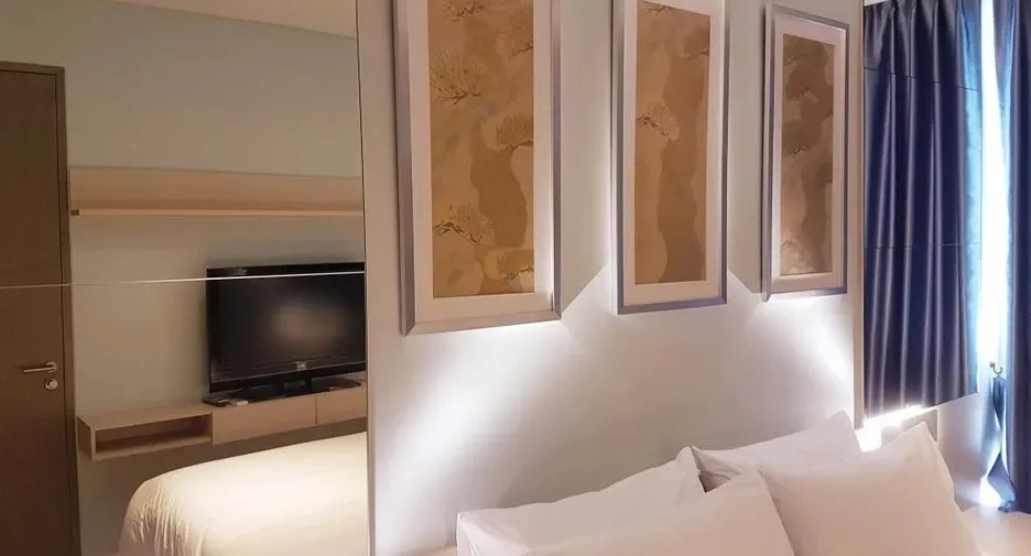Two Bedroom (65 m²)