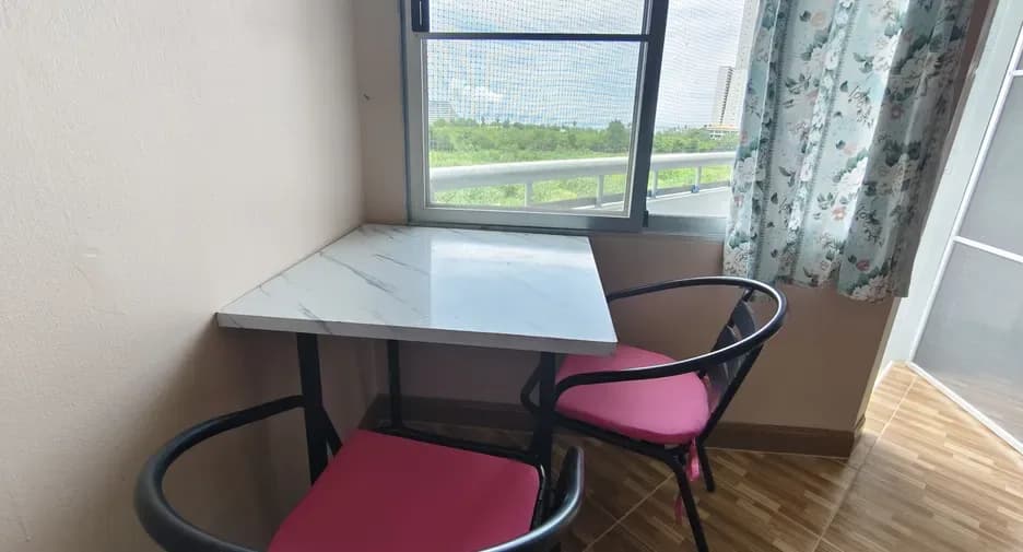 Two Bedroom (64 m²)