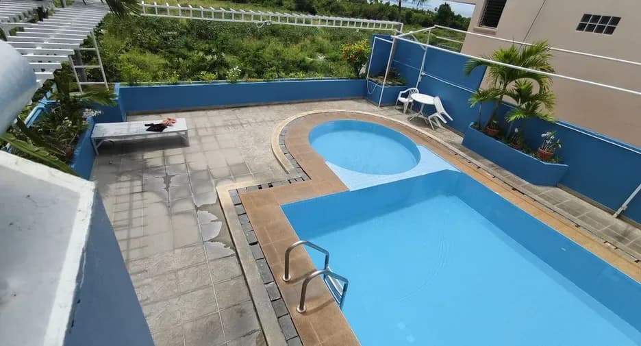 Two Bedroom (64 m²)