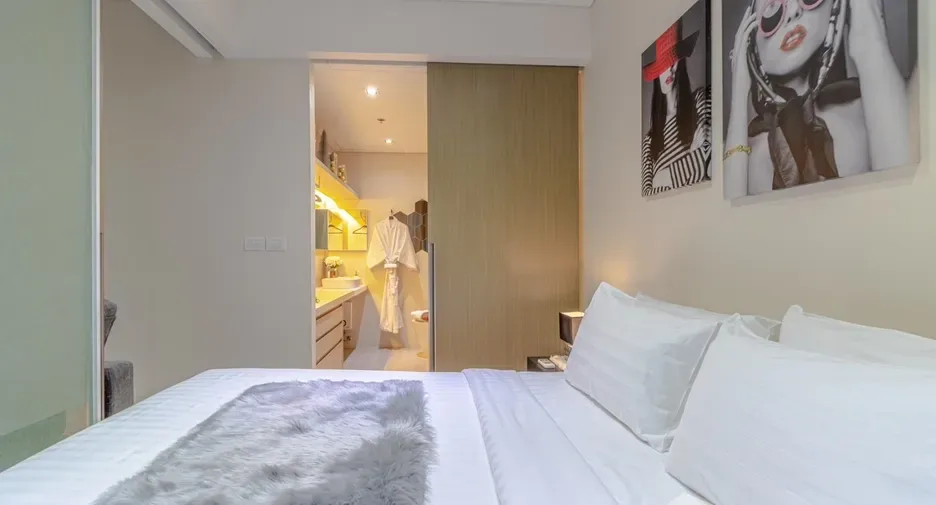 One Bedroom (32 m²)