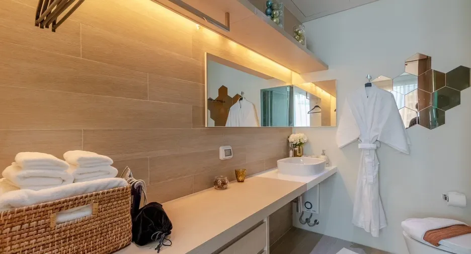 One Bedroom (32 m²)