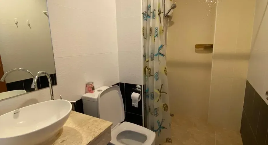 One Bedroom (32 m²)