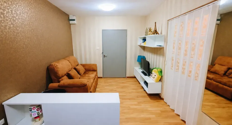Two Bedroom (60 m²)
