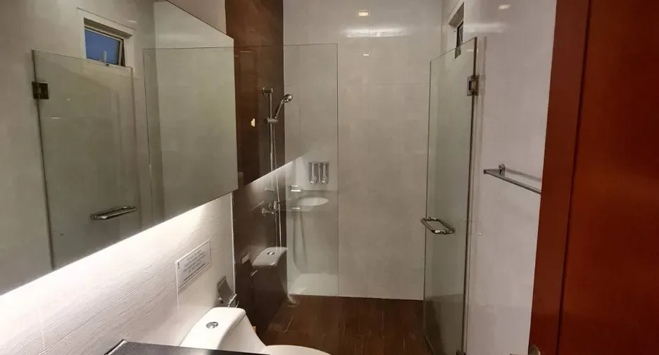 Three Bedroom (183 m²)