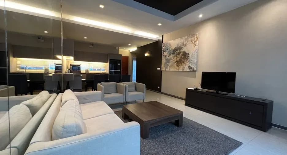 Three Bedroom (183 m²)