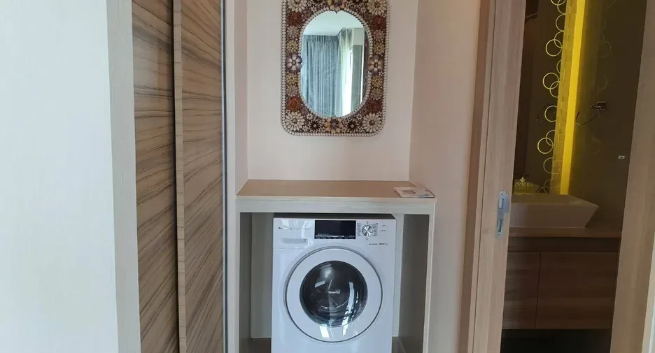 Two Bedroom (58 m²)