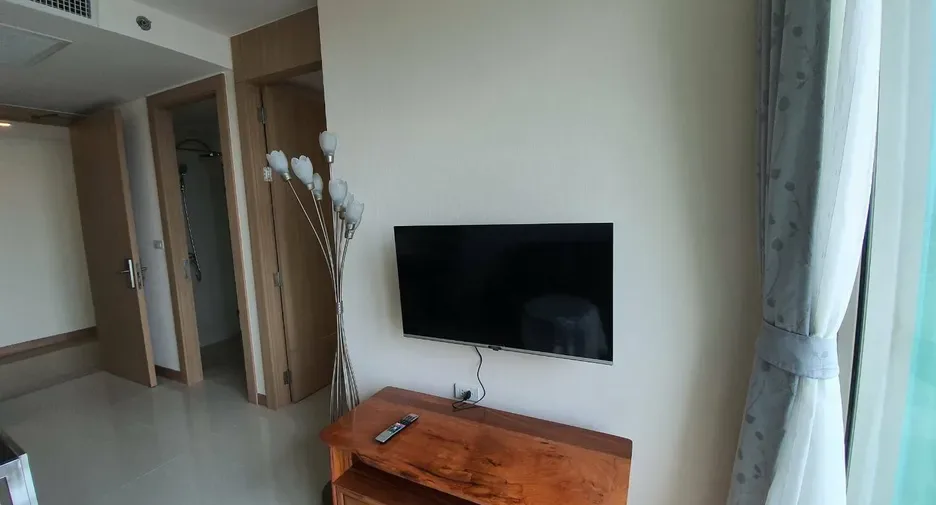 Two Bedroom (58 m²)