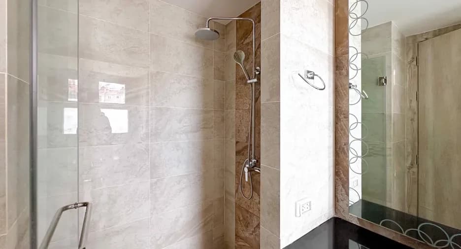 One Bedroom (31 m²)