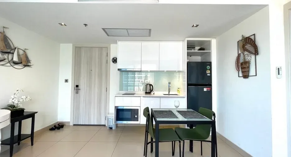 One Bedroom (57 m²)