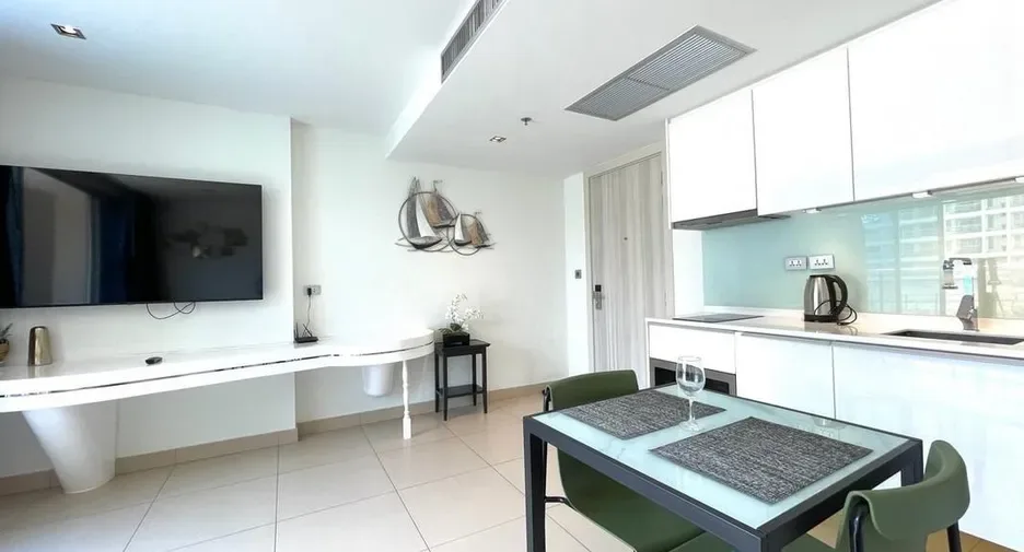 One Bedroom (57 m²)