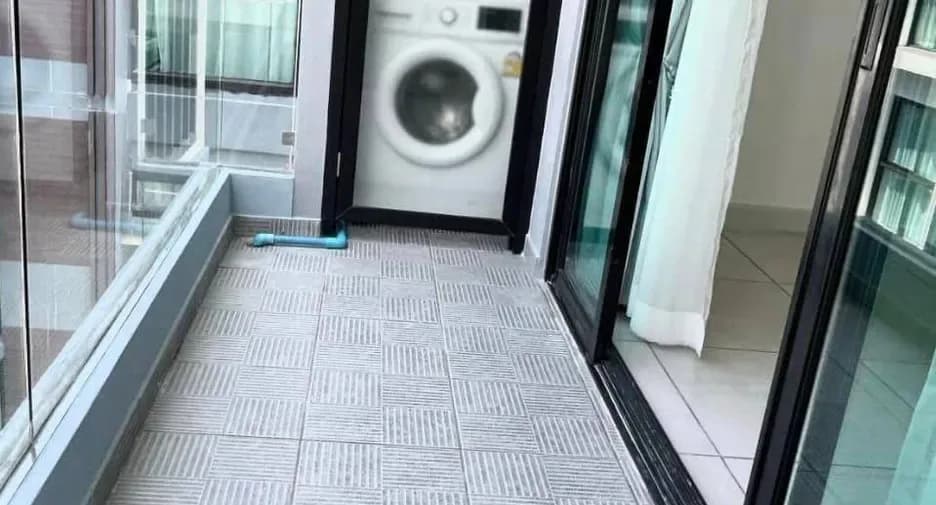 One Bedroom (56 m²)