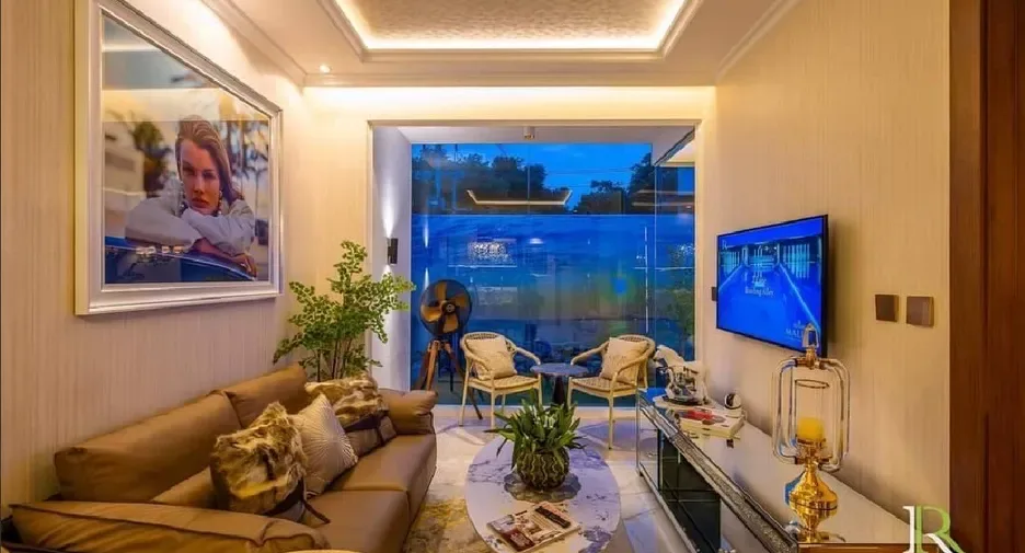 One Bedroom (32 m²)