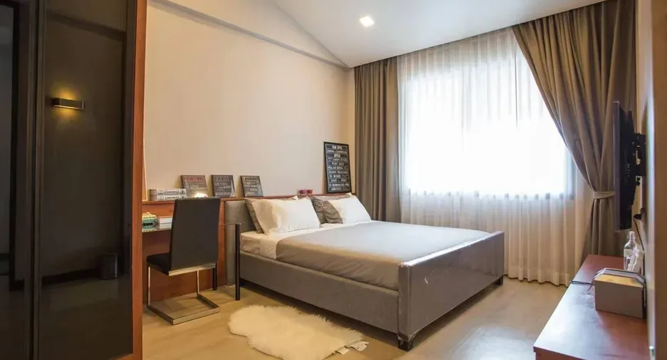 Four Bedroom (488 m²)
