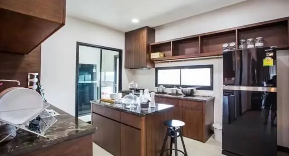 Four Bedroom (488 m²)