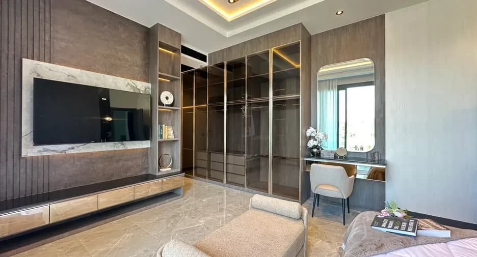 3 Bedroom (395 m²)