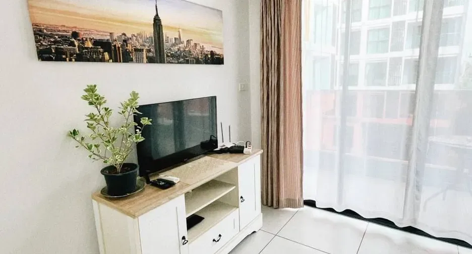 One Bedroom (42 m²)