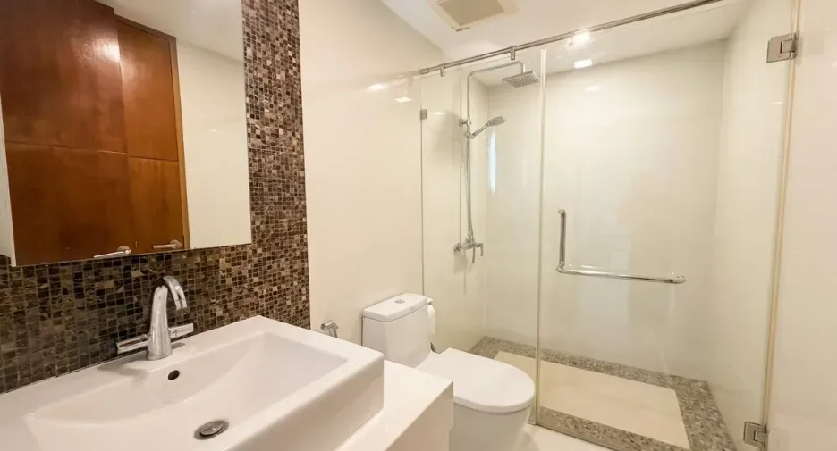 Two Bedroom (63 m²)