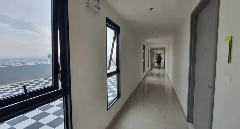 One Bedroom (34 m²)