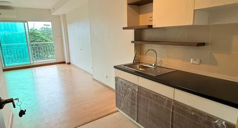 One Bedroom (32 m²)