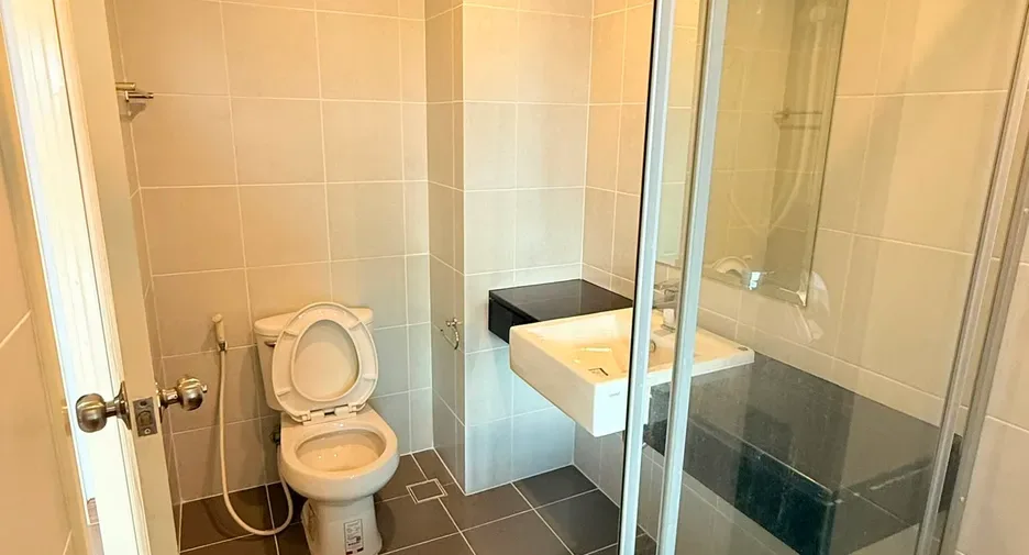 One Bedroom (32 m²)