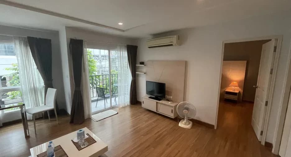 One Bedroom (54 m²)