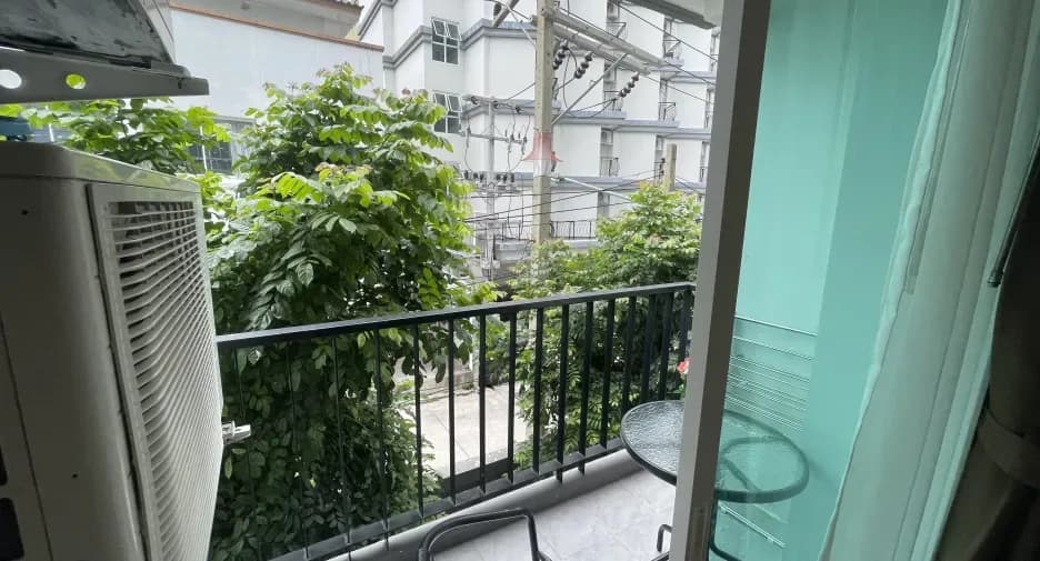 One Bedroom (54 m²)