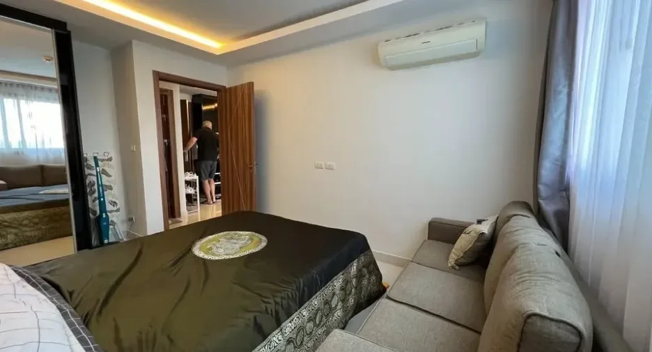 One Bedroom (39 m²)