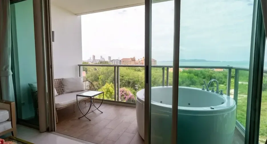 Two Bedroom (67 m²)