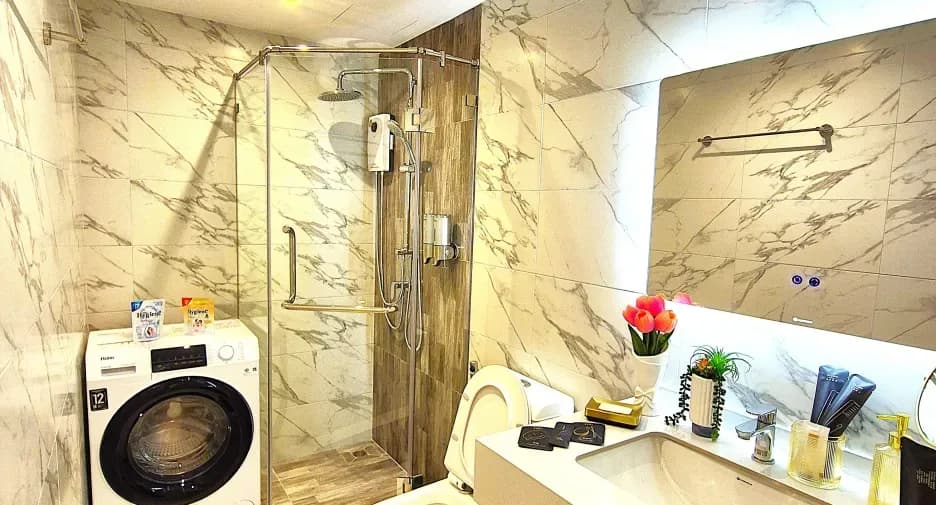 Two Bedroom (34 m²)
