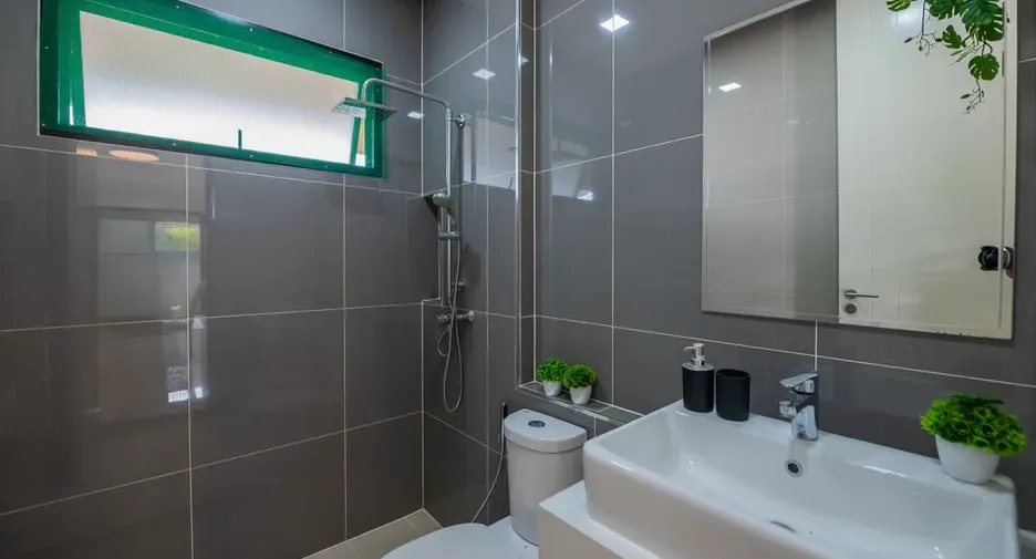 Three Bedroom (150 m²)