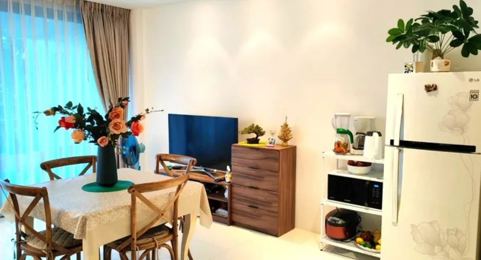 Two Bedroom (94 m²)